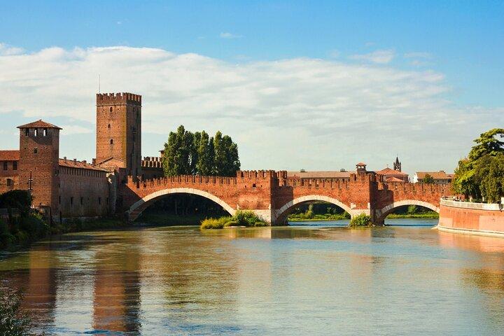 Verona Walking Tour with an APP