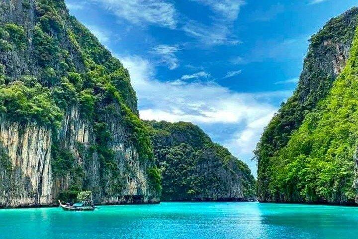 Phi Phi, Maya, and Bamboo Island Speedboat Tour from Krabi
