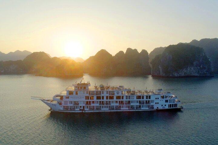 Stellar Cruise Full-Day Explore Halong Bay