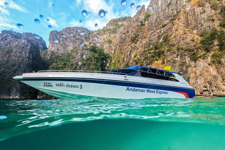 Phuket to Phi Phi Island High-Speed Transfer by Speedboat