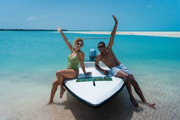 Cancun: Speedboat tour to a Virgin Beach
