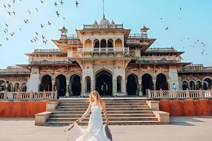 Private Full Day Tour of Jaipur Historical and Heritage Places