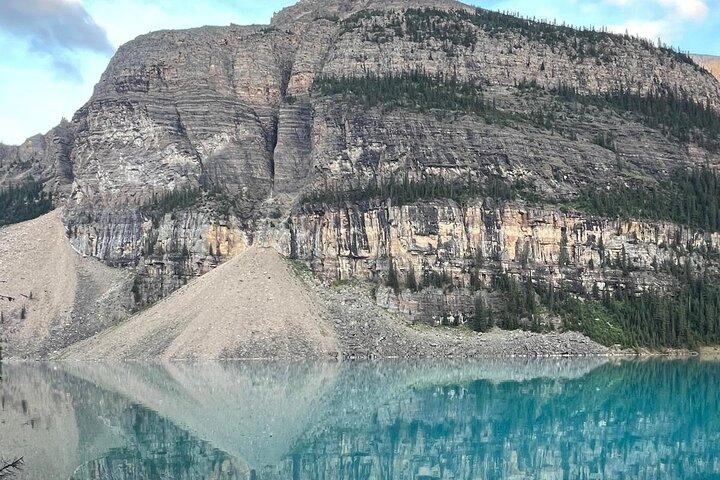 Moraine Lake, Lake Louise, and Lake Minnewanka Banff sunset Tour