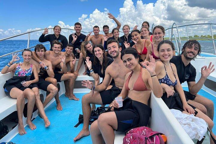 Saona Island Day Trip with Lunch, Transportation and Drinks
