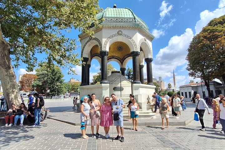 Guided Topkapi Palace & Harem- Skip-the-Line with SMALL GROUP