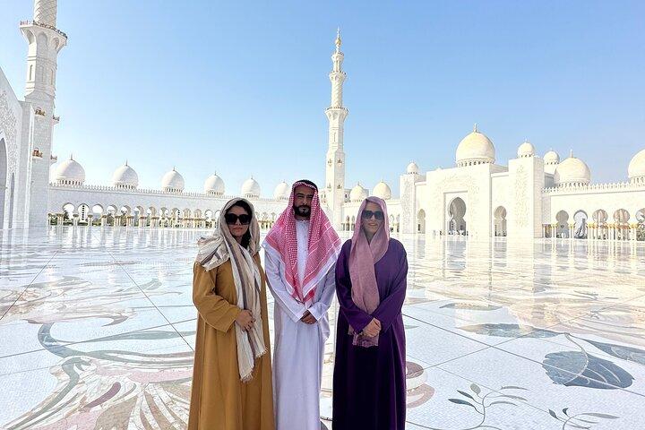 Abu Dhabi City Tour With Ferrari World Entry tickets