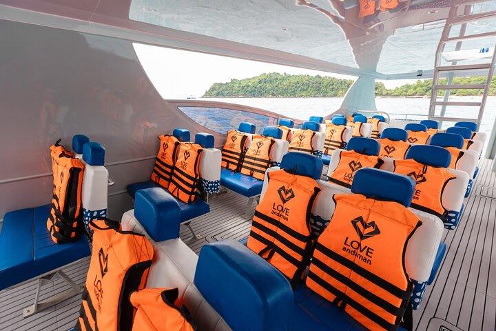 Luxury Phi Phi Sunset: Maya & Maiton Speed Catamaran