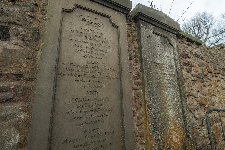 Dark History and Ghost Tour of Edinburgh