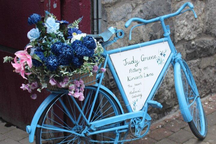 Galway City: Guided Walking Tour of Galway's Latin Quarter.