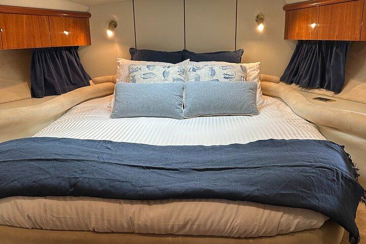 Private Excursion to the Arrábida Coast on Board a Yacht