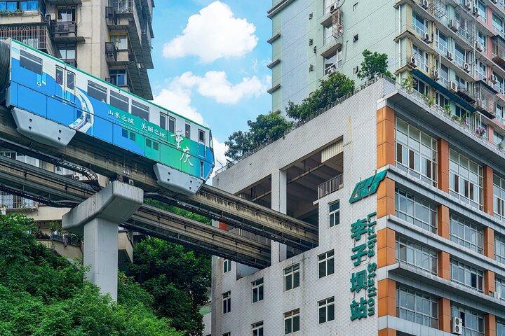 Private 1-Day Chongqing Megacity Tour: Viral Landmarks
