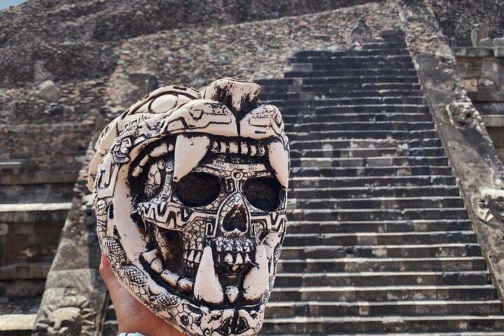 Teotihuacan tour with transportation to your hotel in Mexico City