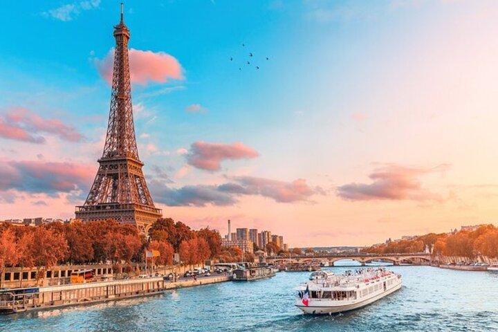 Le Havre to Paris Full Day Tour Including Deluxe River Cruise