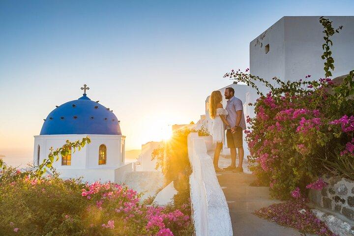 Santorini Photoshoot With Private Personal Photographer
