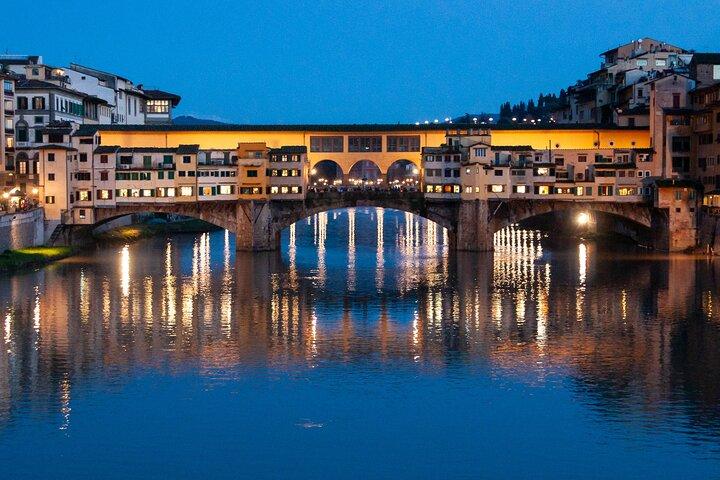 Florence by Night Photo Tour with a Professional Photographer