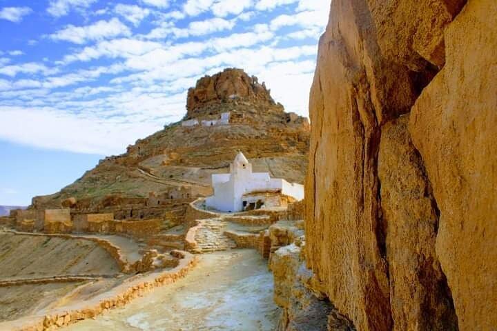 Tataouine, Chenini and the Berber region 1 day in a private 4X4.