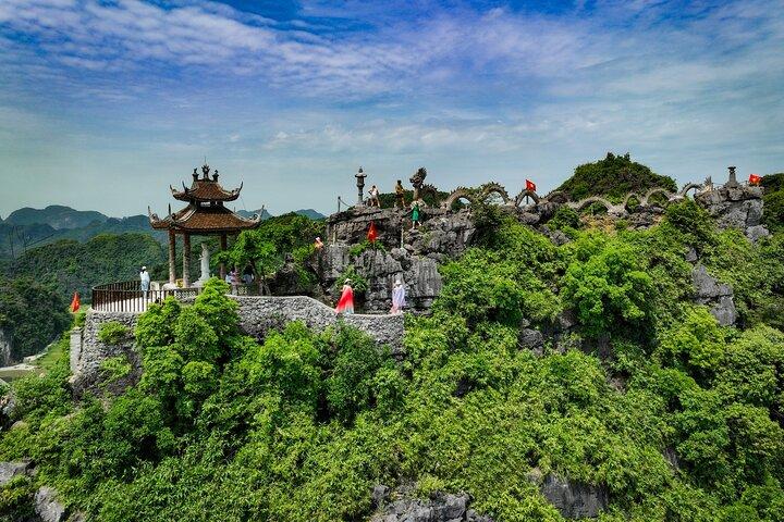 Hanoi: Top Ninh Binh Tour Discover the Highlights by Limousine