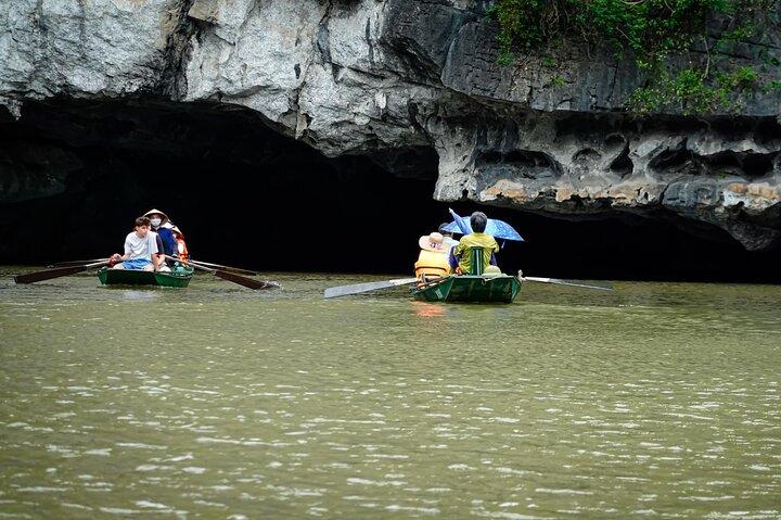 Hanoi: Top Ninh Binh Tour Discover the Highlights by Limousine