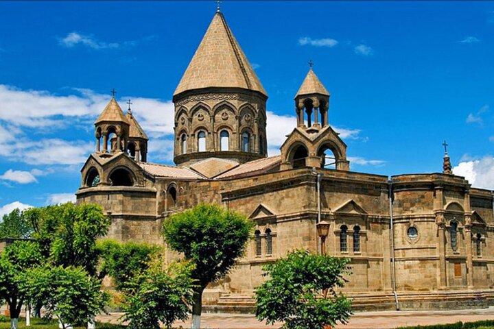 Private Tour to Echmiadzin,St.Hripsime & Gayane Churches, Zvartnots Temple