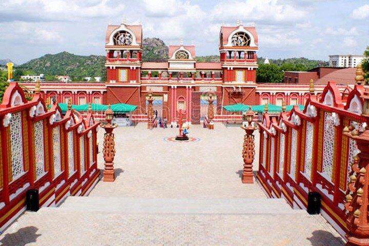 Hyderabad Ramoji Film City Tour