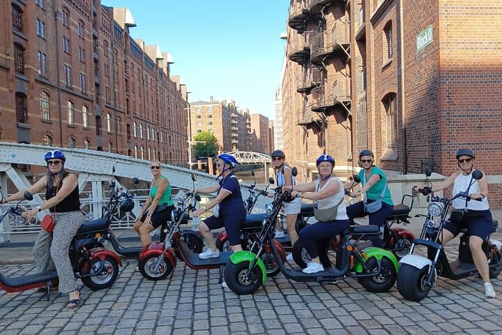 2H Berlin Guided Fat Tire E-Scooter Tour