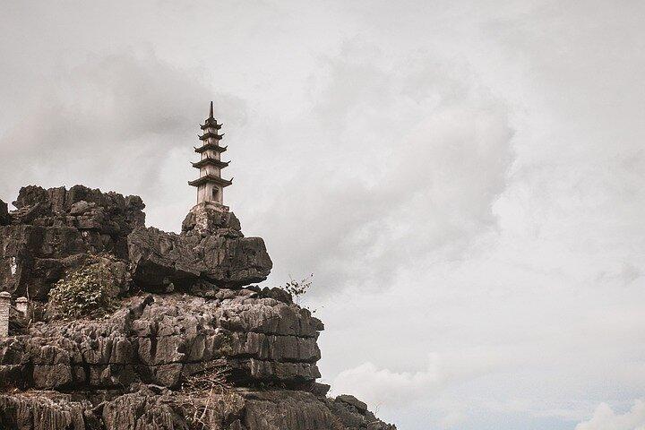 From Hanoi: Hoa Lu, Tam Coc, and Mua Cave Scenic Day Trip