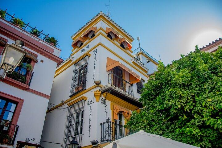 2h30 Private Walking Tour of Seville with Local Guide