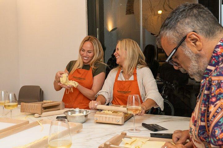 Rome Pasta and Tiramisu Making Experience with Premium Wine