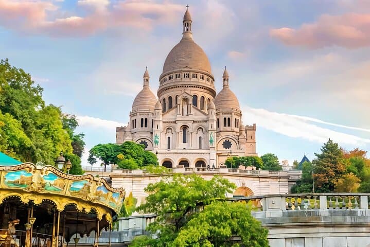 Explore Paris on a Side Car with a Local