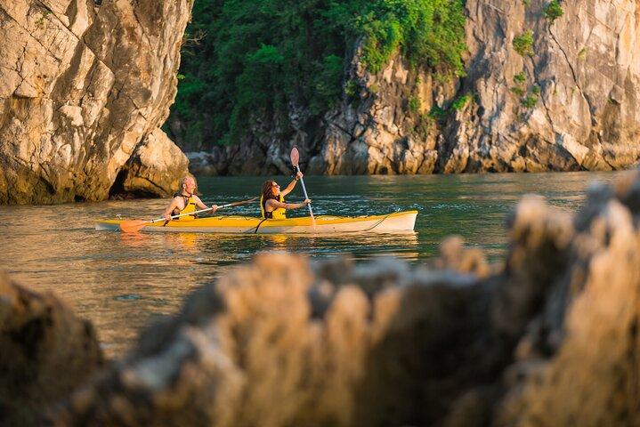 2-Day Luxury Dragon Legend Cruise Explore Bai Tu Long Bay