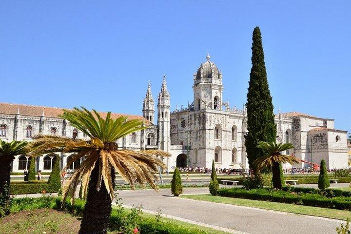 Experience Historical Lisbon City Tour with Live Guide