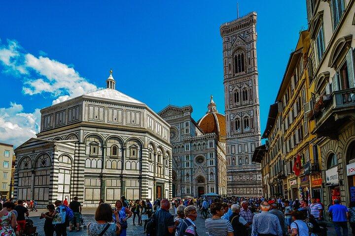 Guided Walking Tour of Florence – Duomo & Historic Squares