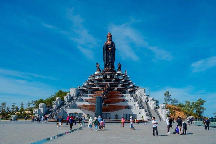 Black Virgin Mountain Sightseeing Day Tour in Tay Ninh