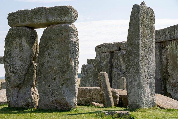 Southampton Private Cruise Transfer from London via Stonehenge.