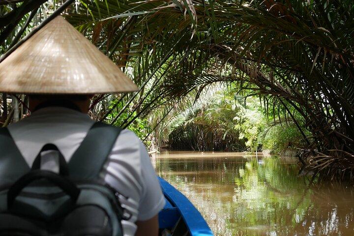 BIG BOSS private LIMOUSINE DAY TRIP TO MEKONG DElTA