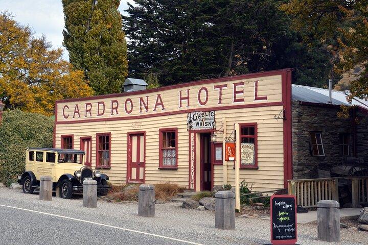 Arrowtown and Wanaka Highlights Tour from Queenstown