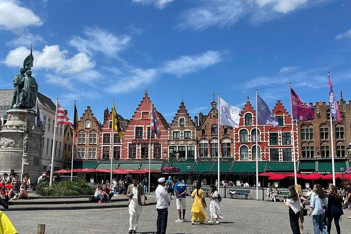 Private Transfer from Bruges to Brussels By Business car