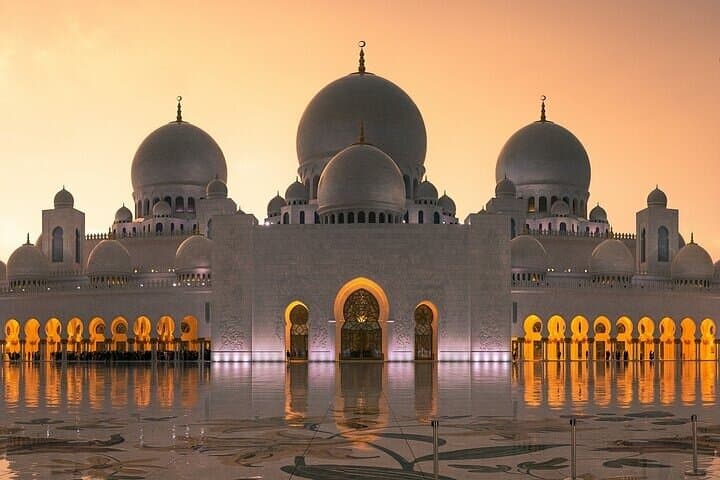 Abu Dhabi City Tour With Ferrari World Theme Park