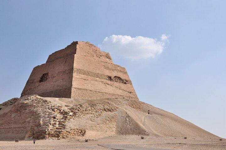Private Day Tour to El Fayoum Pyramids from Cairo