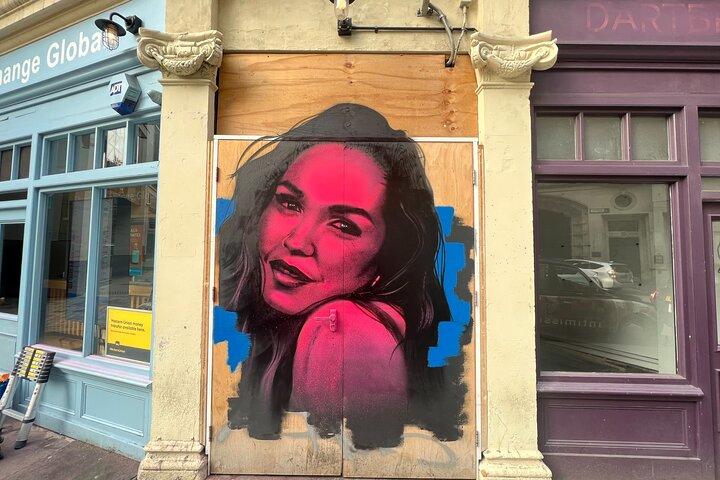 Shoreditch Street Art and Graffiti Tour (Private Group Booking)