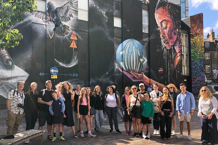 Shoreditch Street Art and Graffiti Tour (Private Group Booking)
