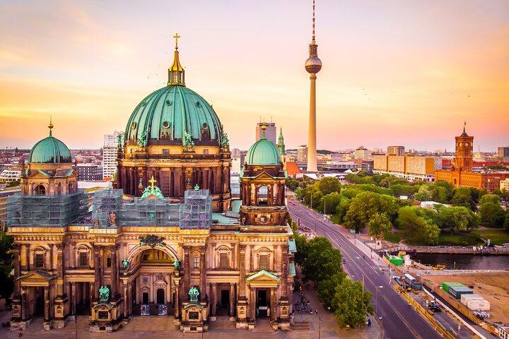 Deluxe Shore Excursion to Berlin from Warnemunde Cruise Port