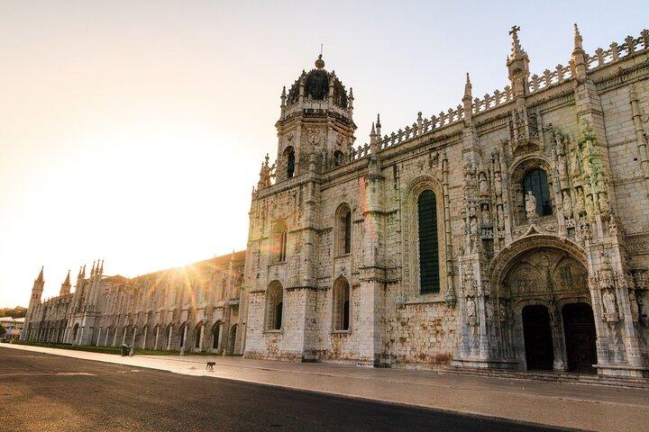 Lisbon Highlights Half Day Private Tour