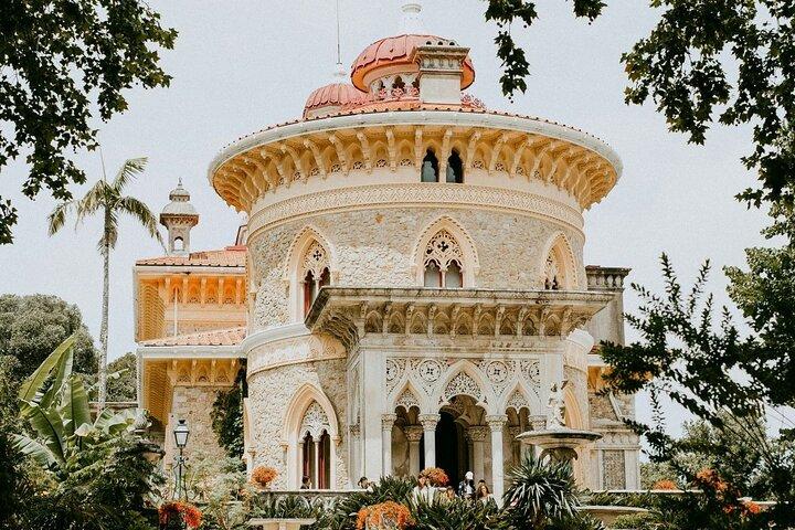 Private Tour to Visit the Monuments in Sintra 5 Hours