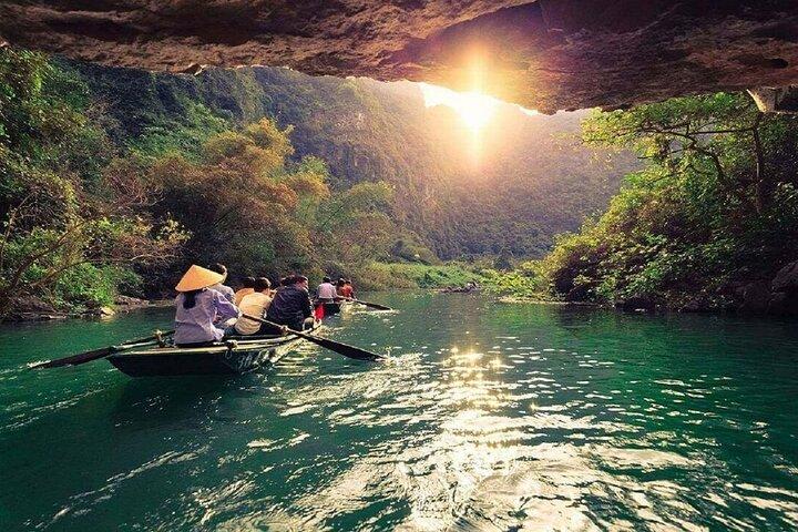 Bai Dinh Pagoda Trang An and Eco Hang Mua Cave Heritage Day Tour