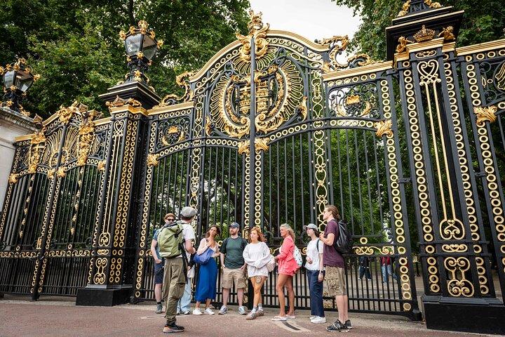 Thames River Cruise & Private Westminster 3-Hour Tour