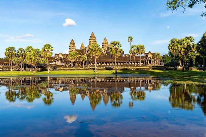Explore Angkor Sunrise Spectacle a Full Day Temples Tour