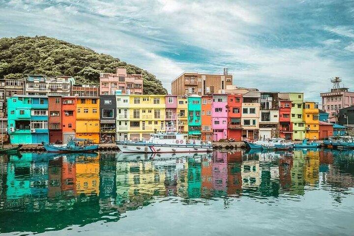Taiwan TST : Private Tour Keelung, Shifen, Yehliu, Jiufen