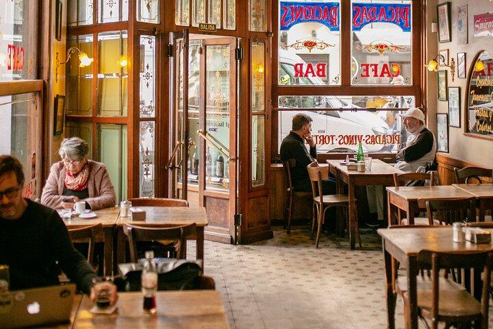 Historical Sherpa Food Tour of San Telmo with Street Food, Drinks