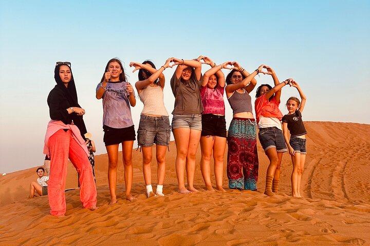 Dubai: Evening Red Dunes Safari, BBQ Dinner & Live Shows
